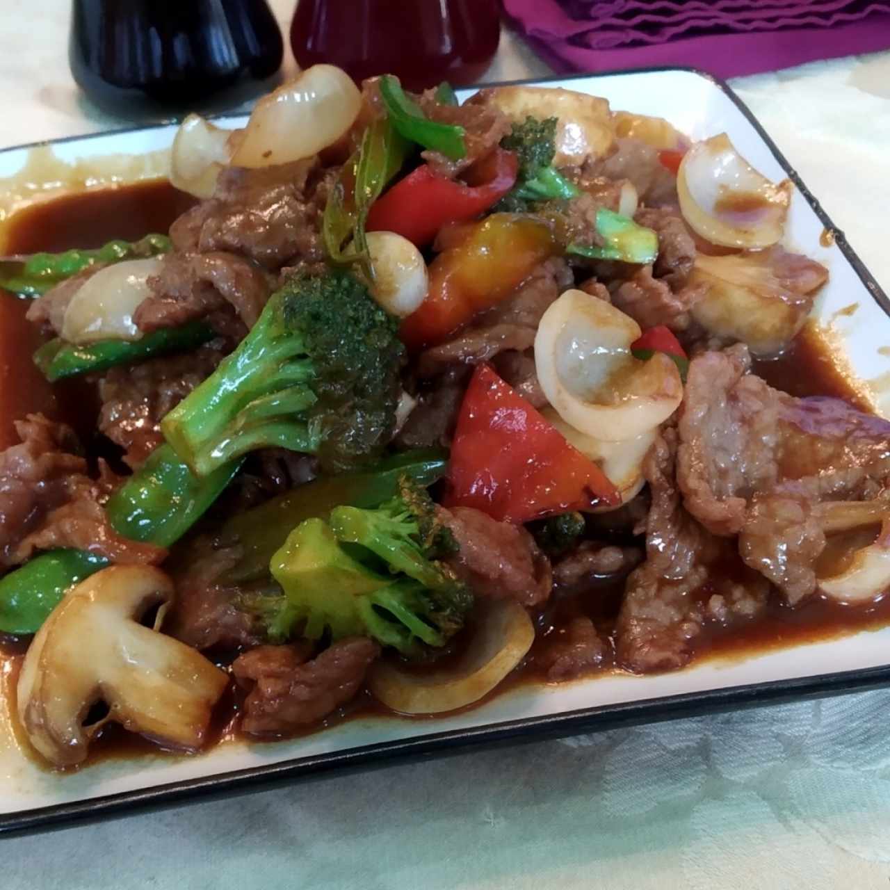 lomito con vegetales 