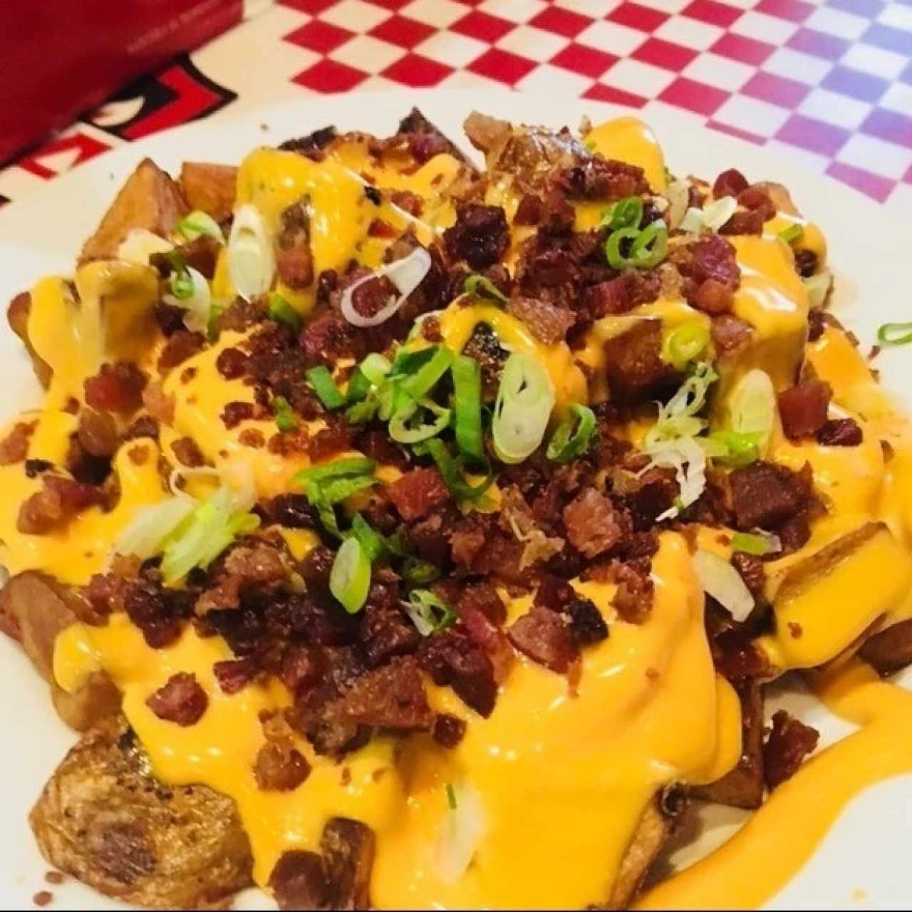 Papas con queso y tocineta. 🧀🥓