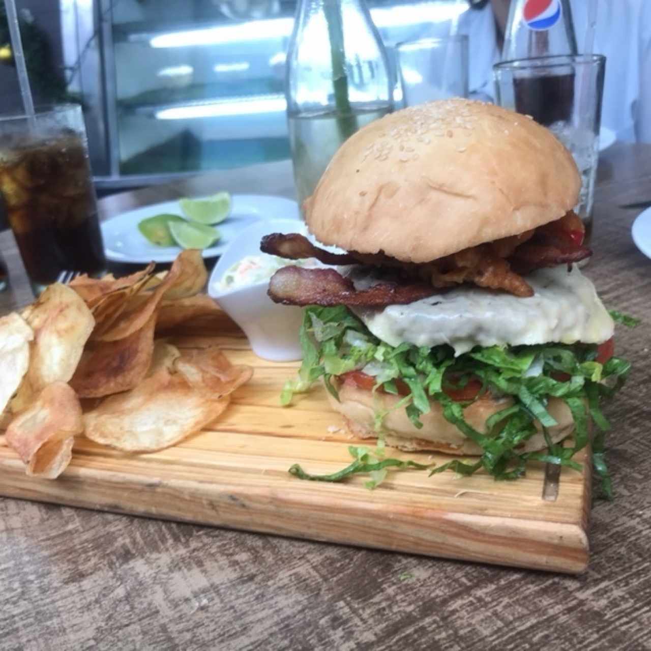 Hamburguesa de carne con extra tocineta
