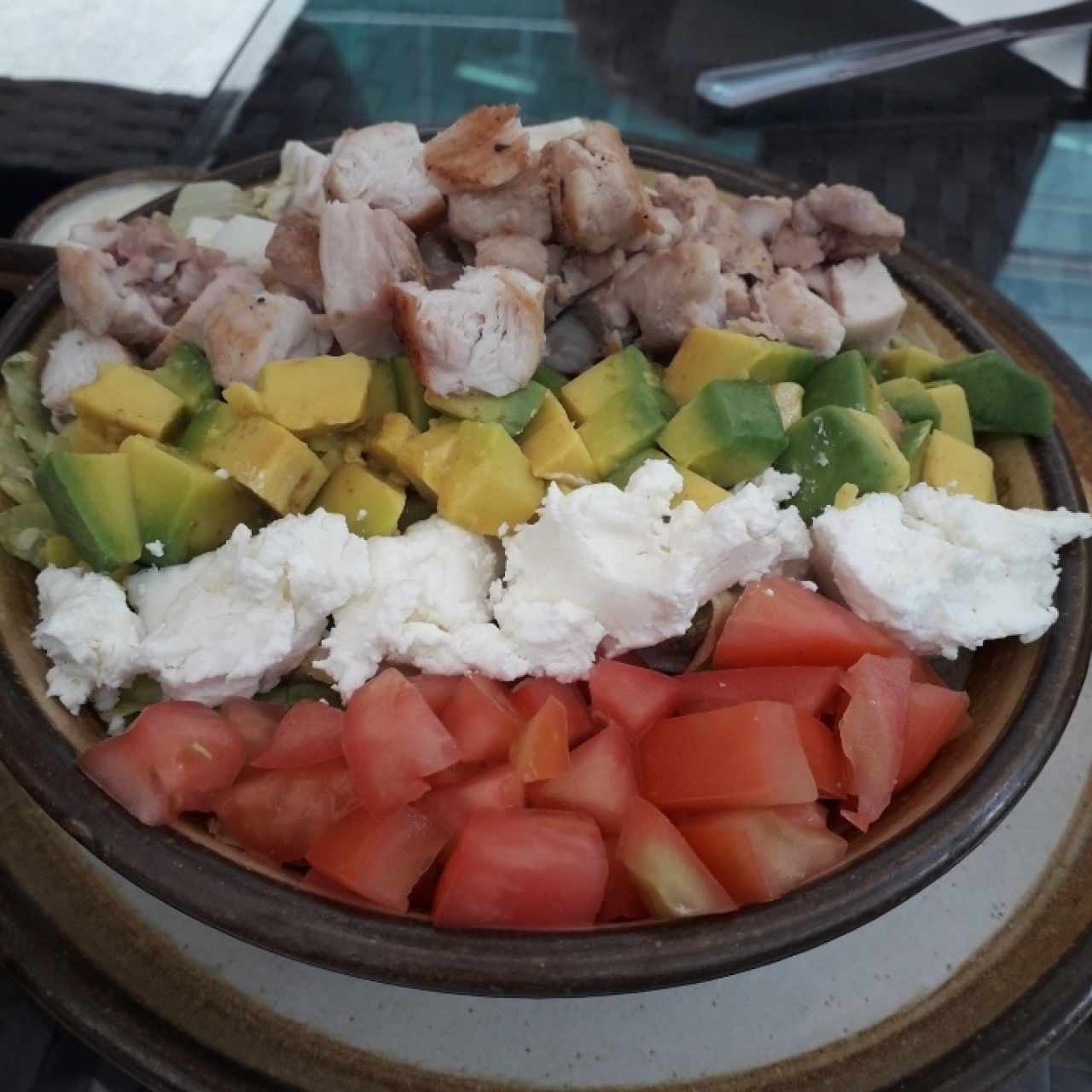 ensalada de pollo y queso feta