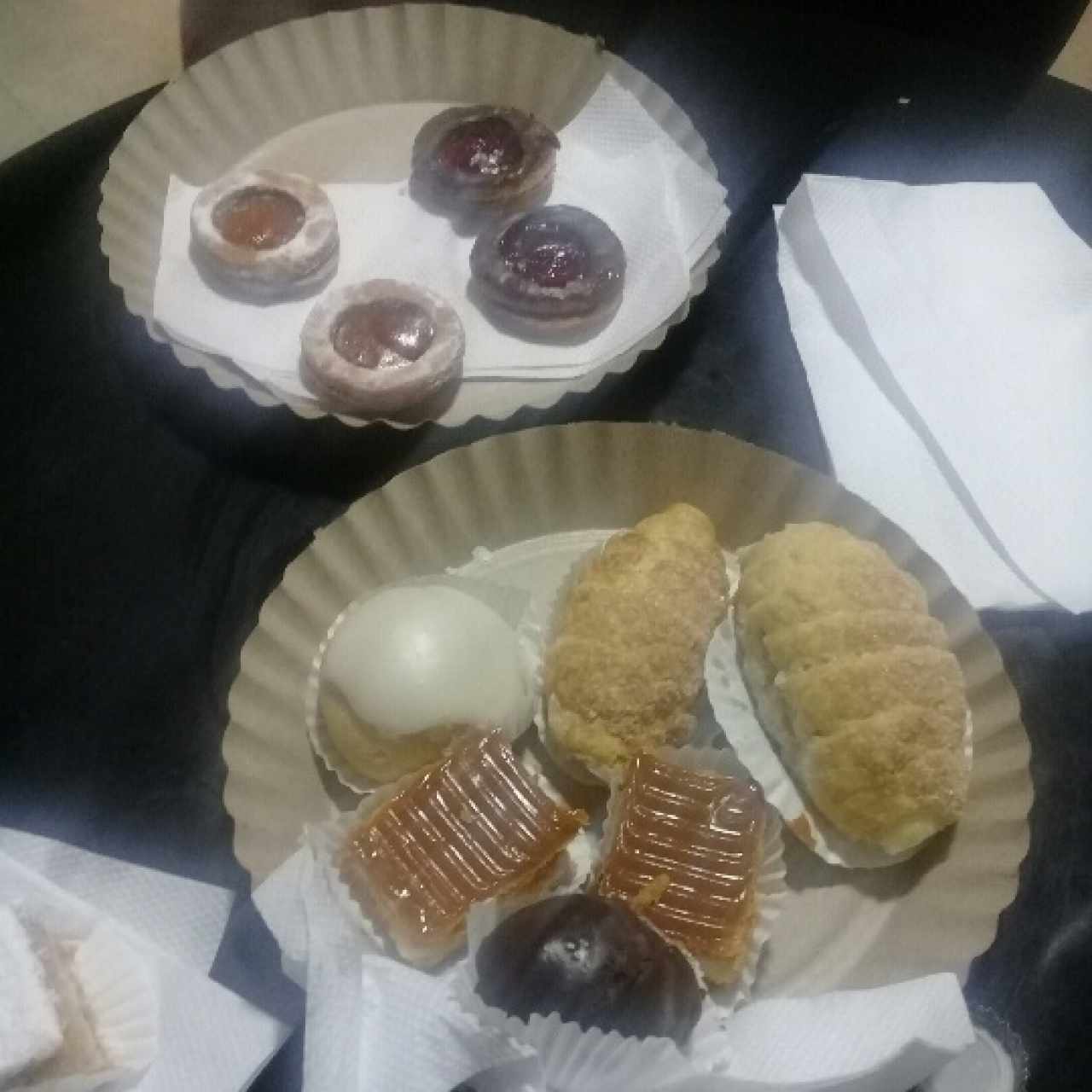 pasta seca y mini dulces
