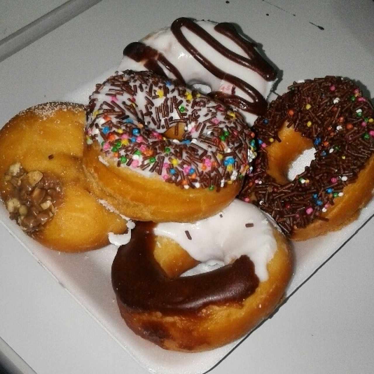 Mini donas y mini bomba