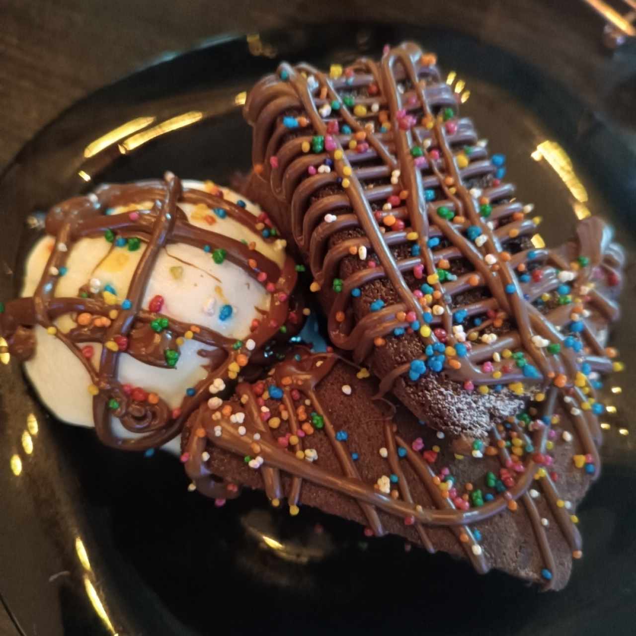 Postres - Brownie con Helado