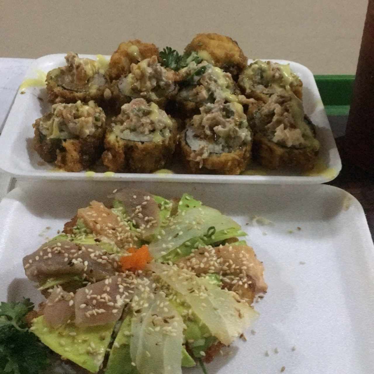 Tokio roll y sushi pizza