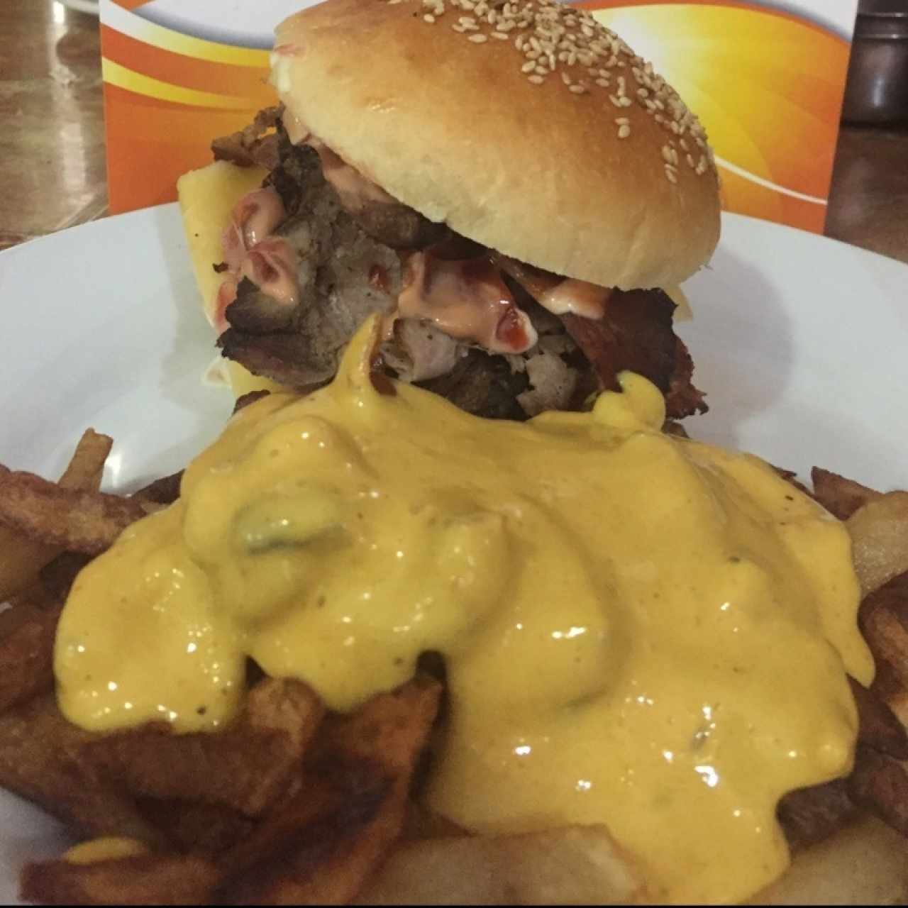 hamburguesa de pernil !!