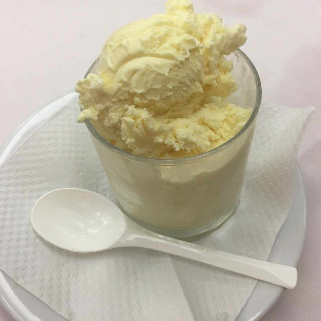 Helado Mantecado