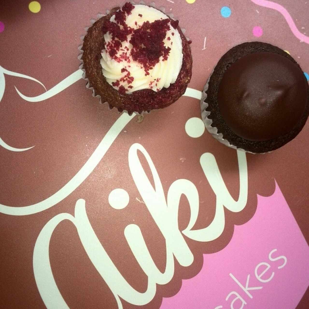 Bombón y Red Velvet
