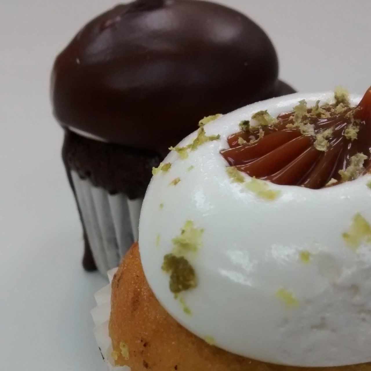 Bombón + Arequipe con Limon