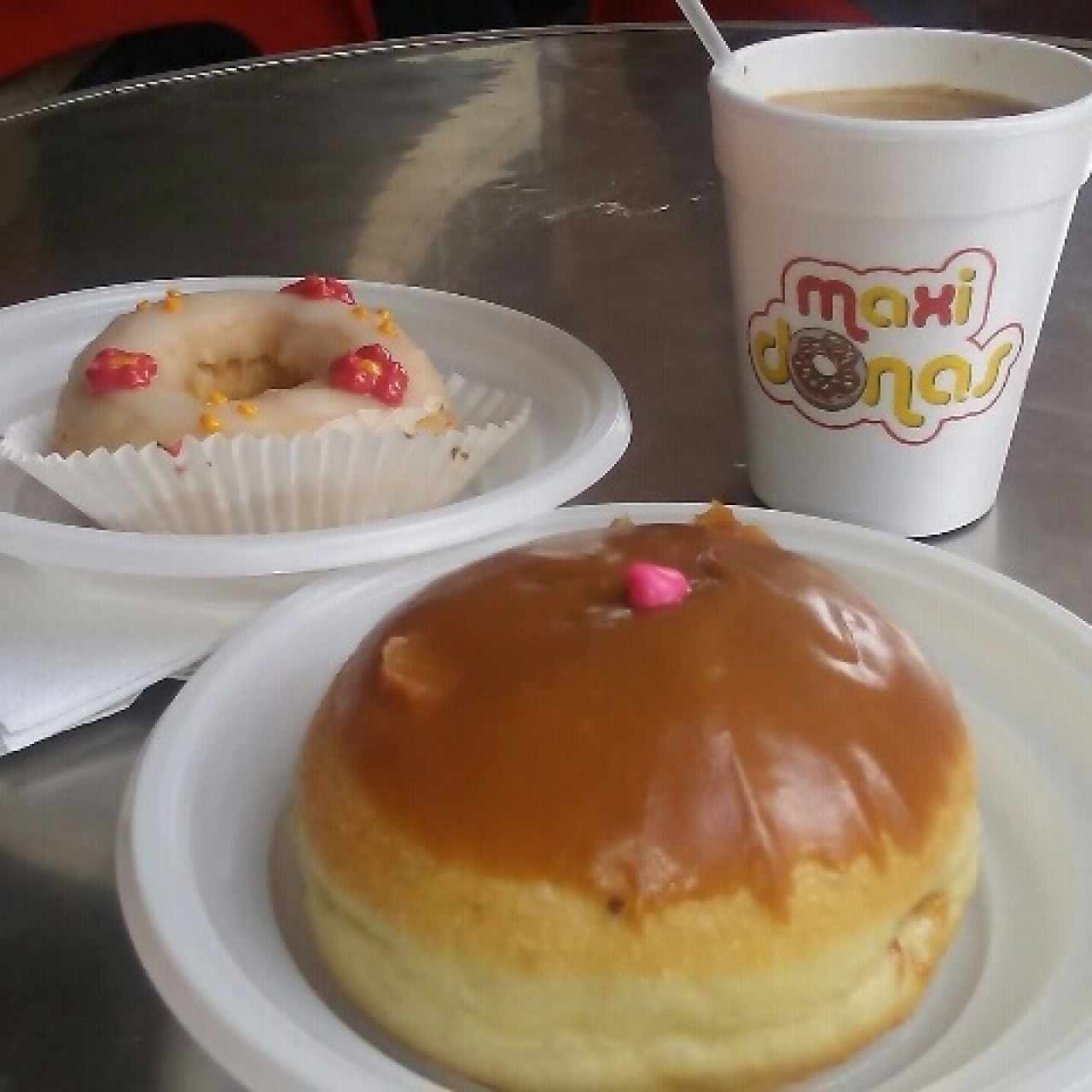 DONAS DE GUAYABA Y ROSQUILLA