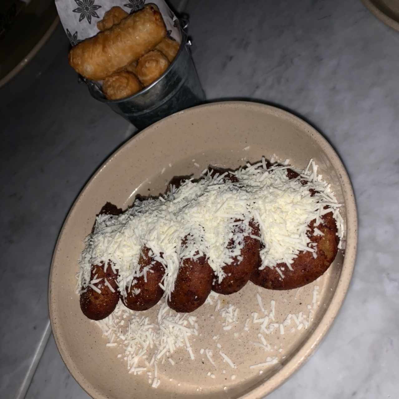 Mandocas y Tequeños
