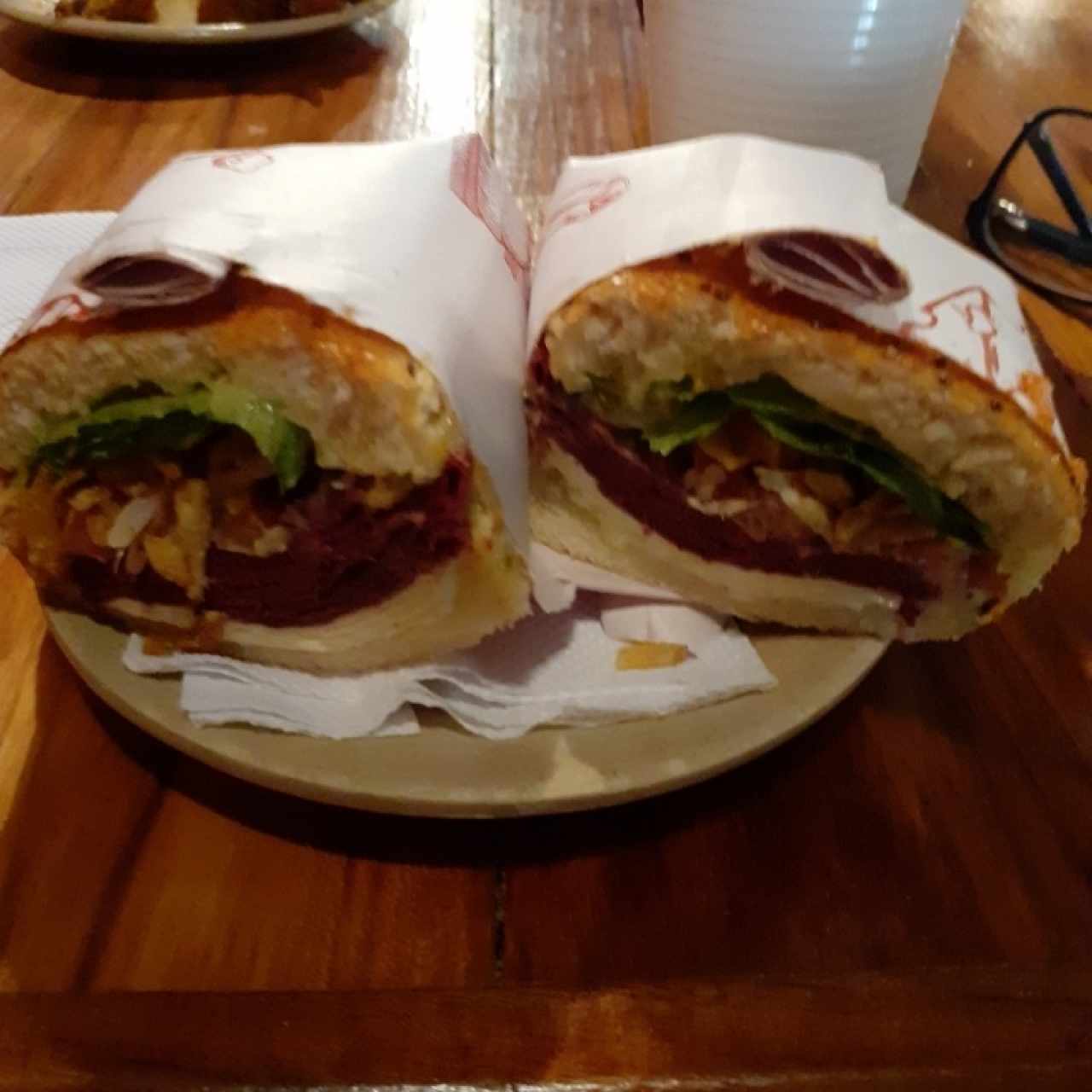 Sándwich de Butifarra negra (mezcla con morcilla Carupanera)