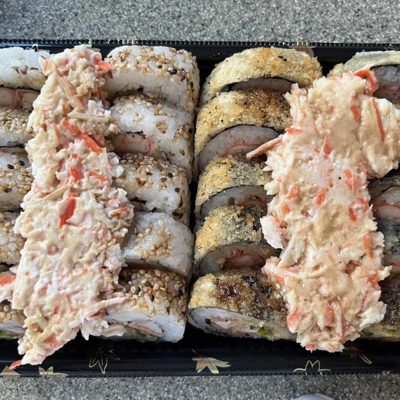 California Rolls y Fuji Rolls, (para llevar) EXCELENTE!!