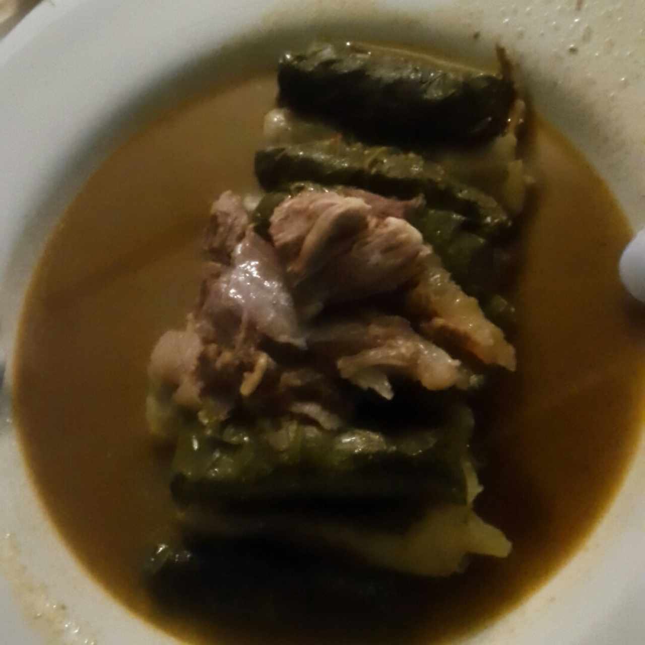 plato de rellenos y cordero
