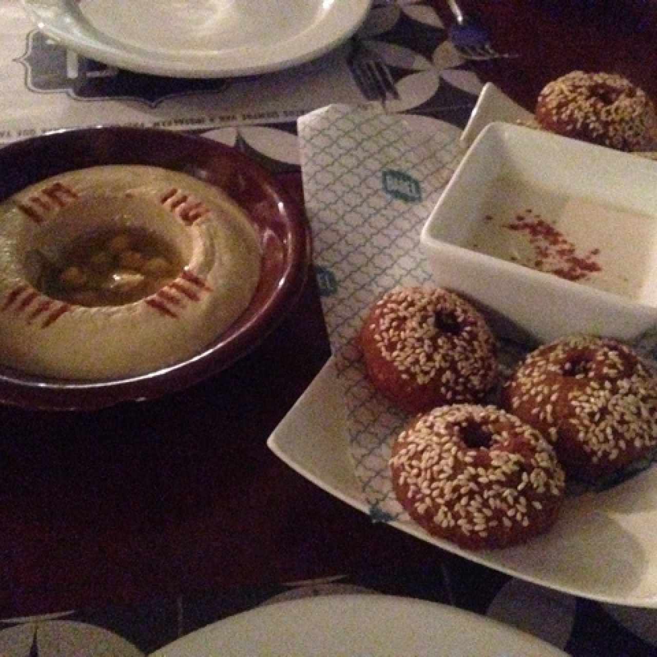 hummus y falafel 