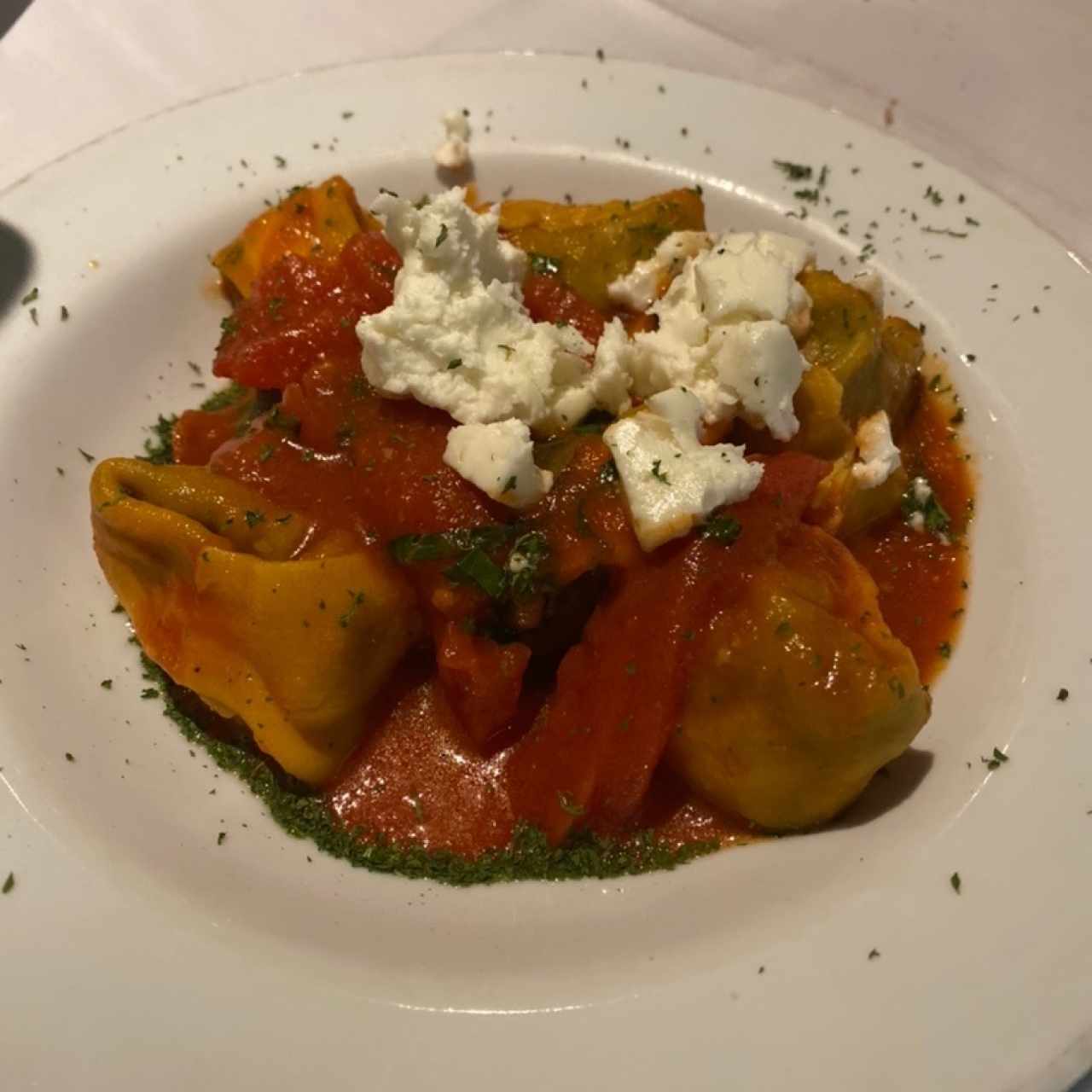 tortelloni con queso de cabra