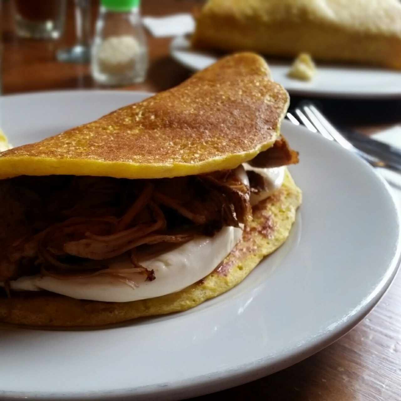 Cachapa de Queso y Pernil.
