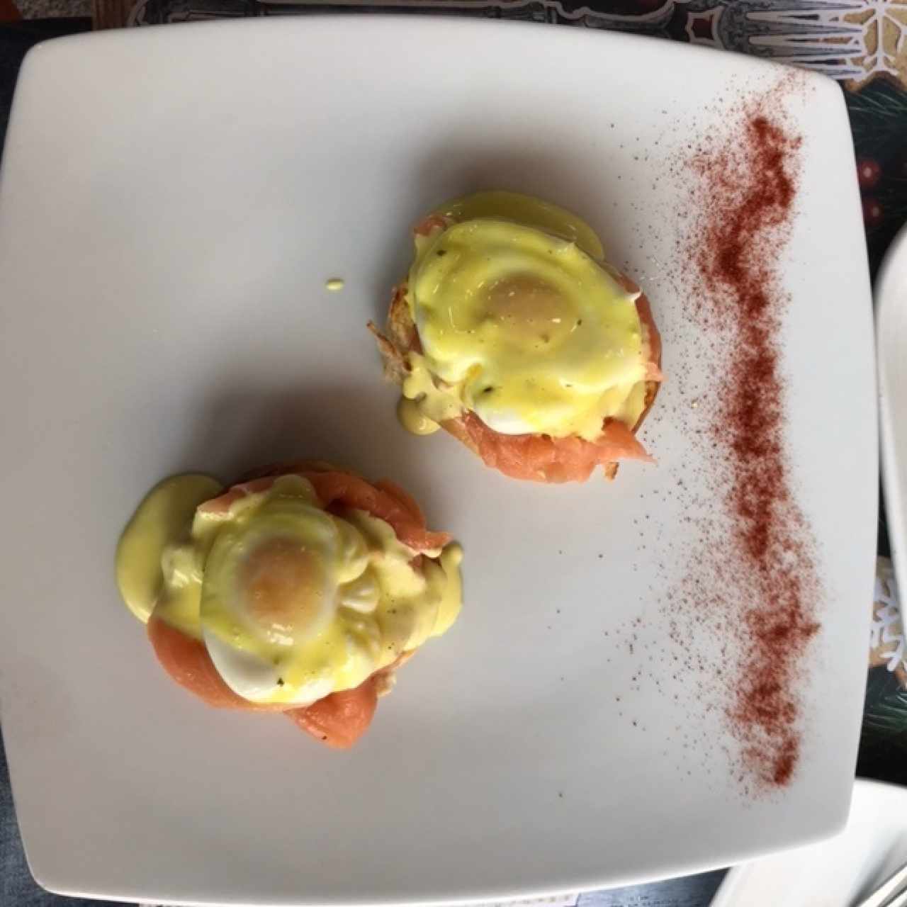 Benedictinos con salmón