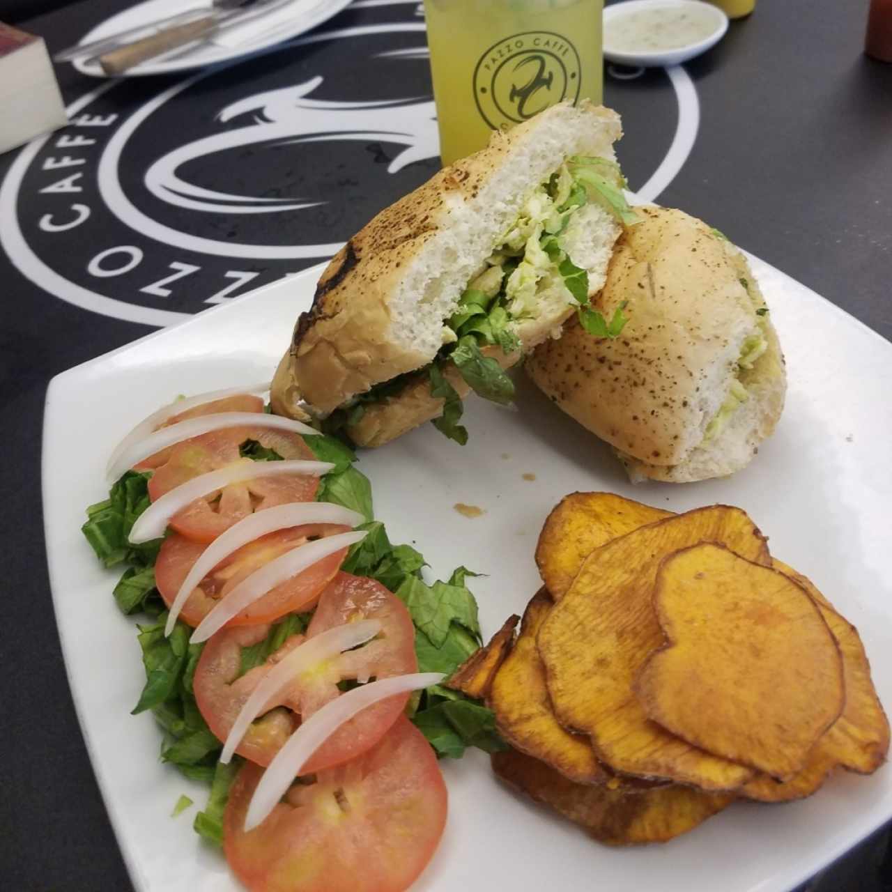 panini de pollo con batatas asadas