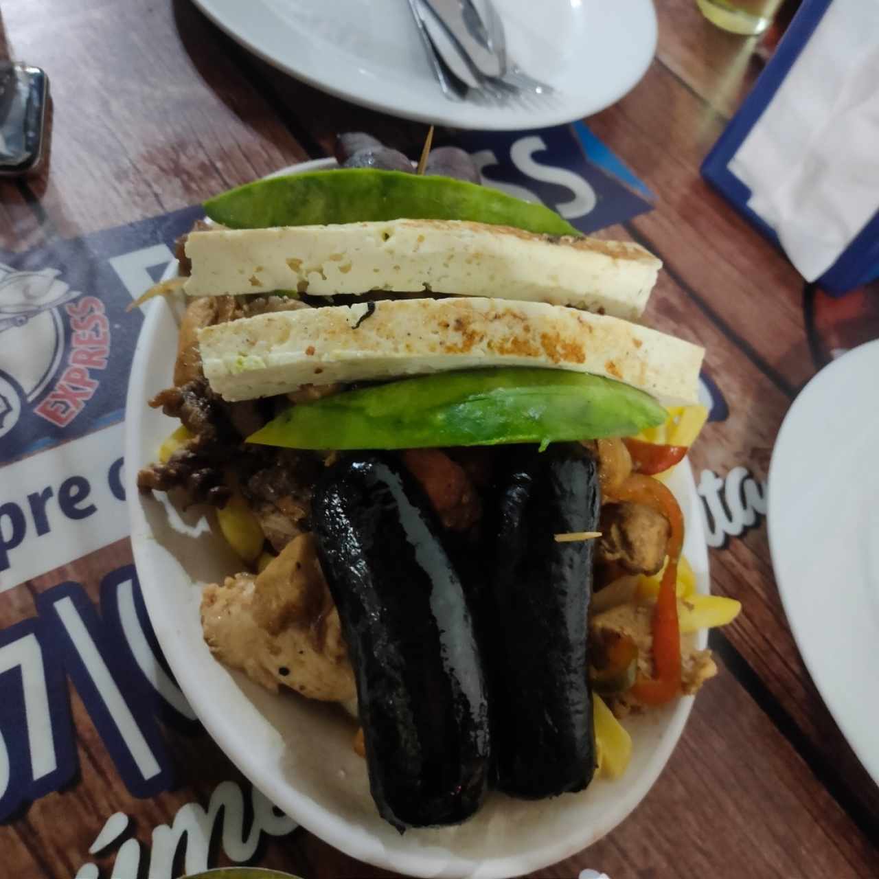 parrilla pollo y carne