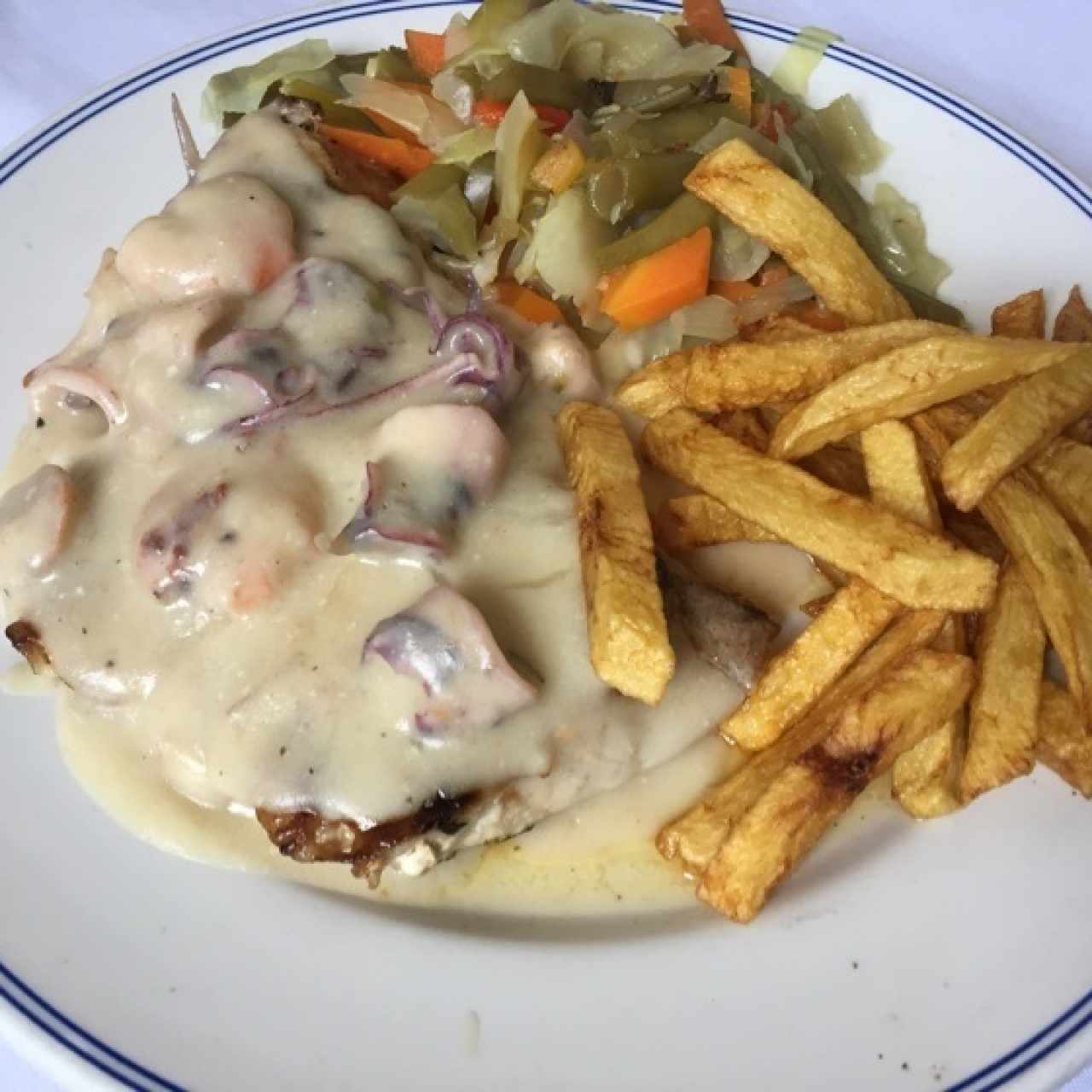 Churasco de Mero a la Marinera, excelente..!