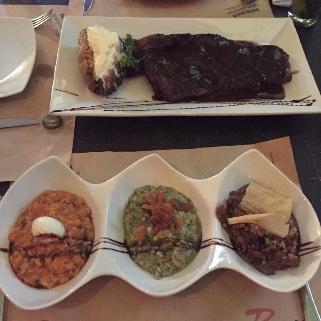 trío de risotto y costillas Bbq