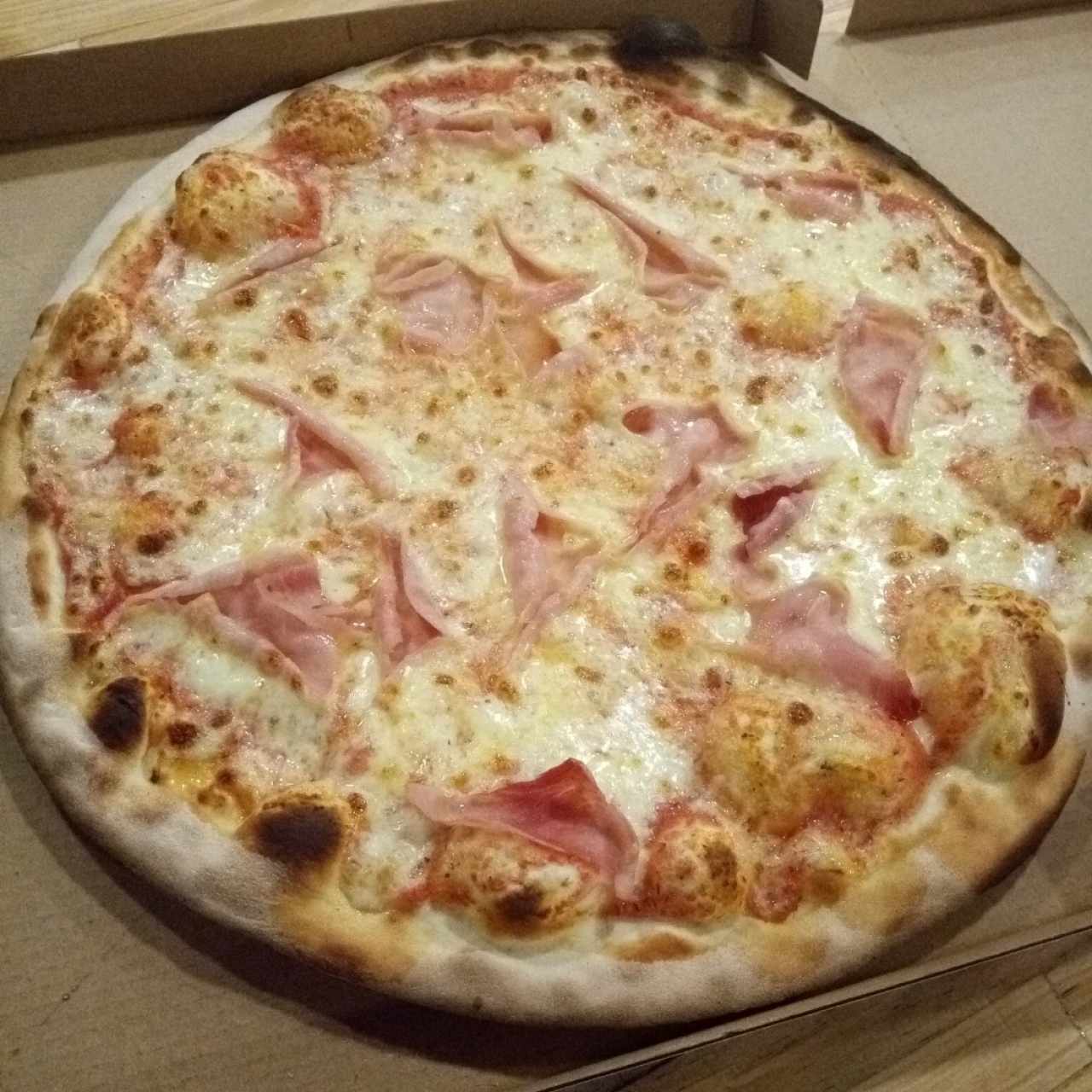 PIZZA PROSCIUTTO GRANDE