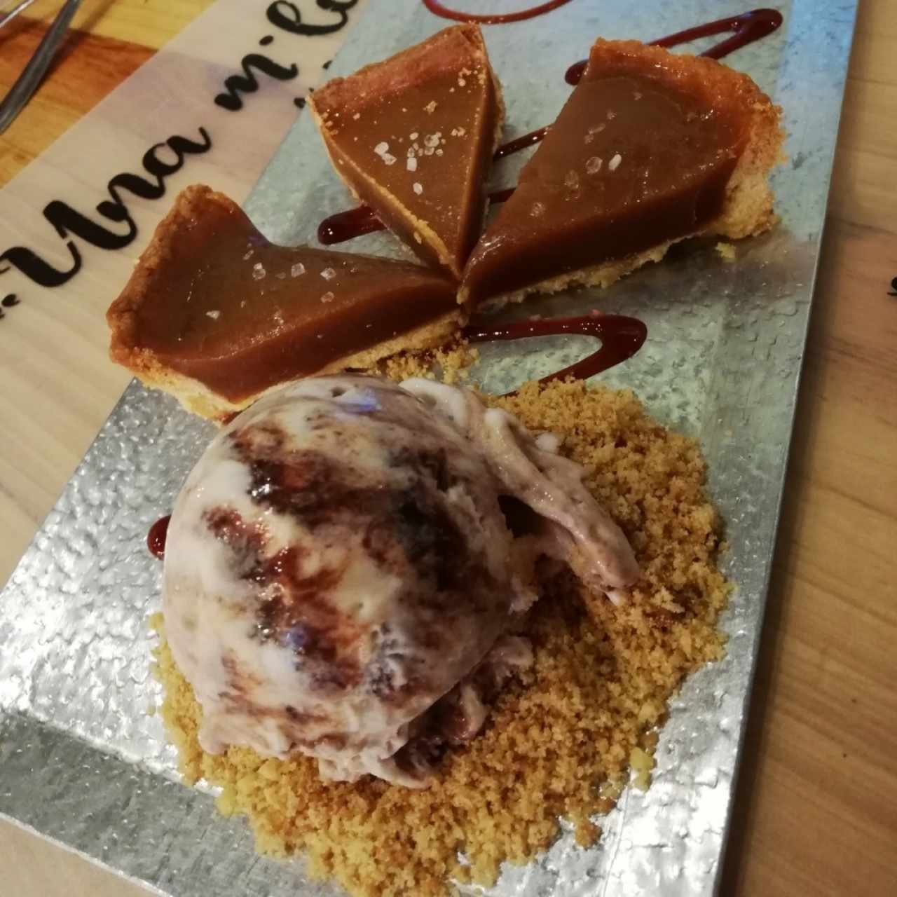 Caramel pie