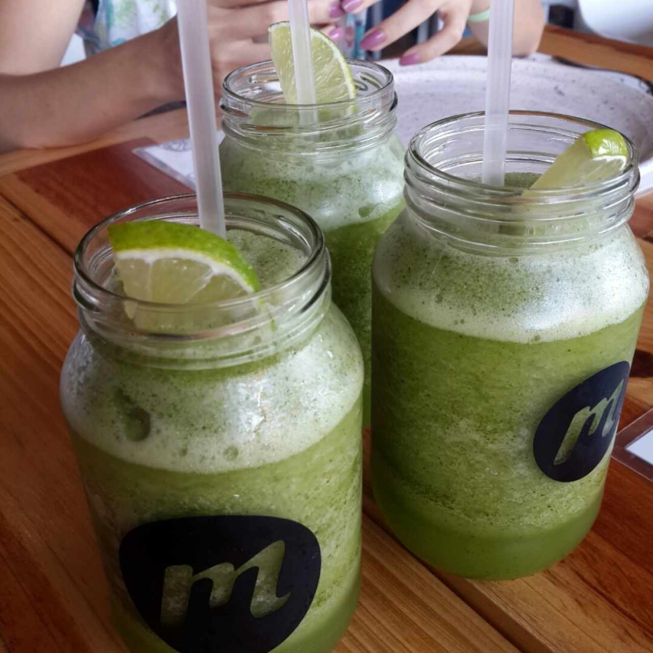 Limonada con hierbabuena