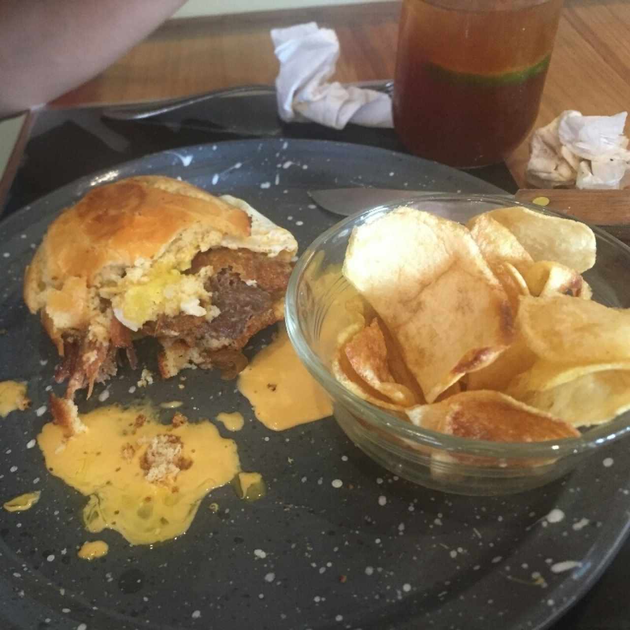 DESASTRE de milaburger americana después de 2 mordiscos