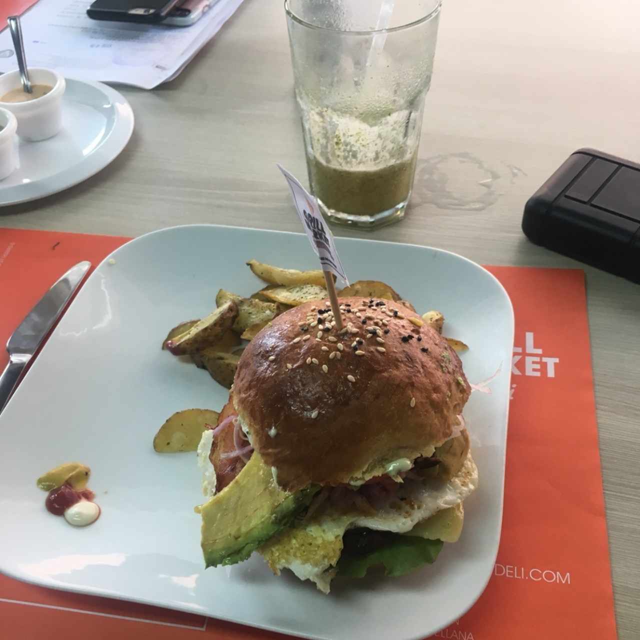 hamburguesa la criolla