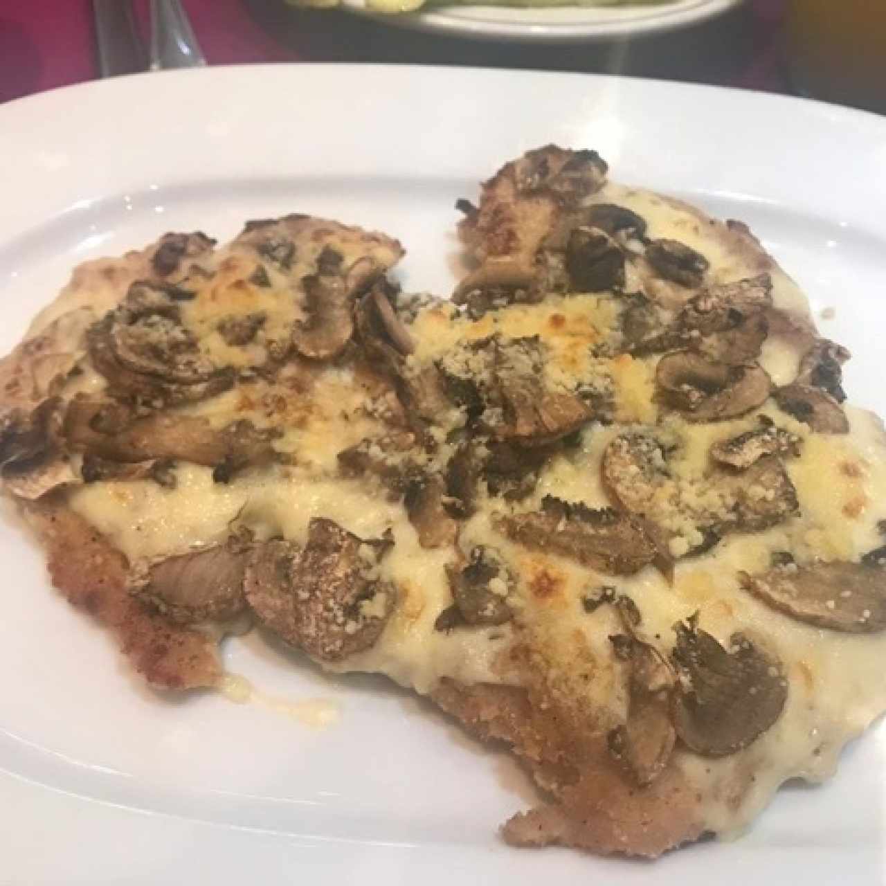 pollo deshuesado con champiñon