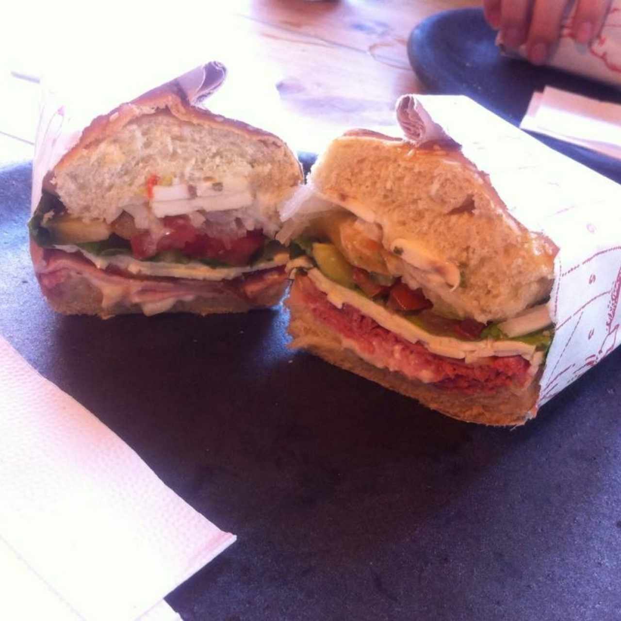 Sandwich artesanales de Pastrami y de Lomo braseado