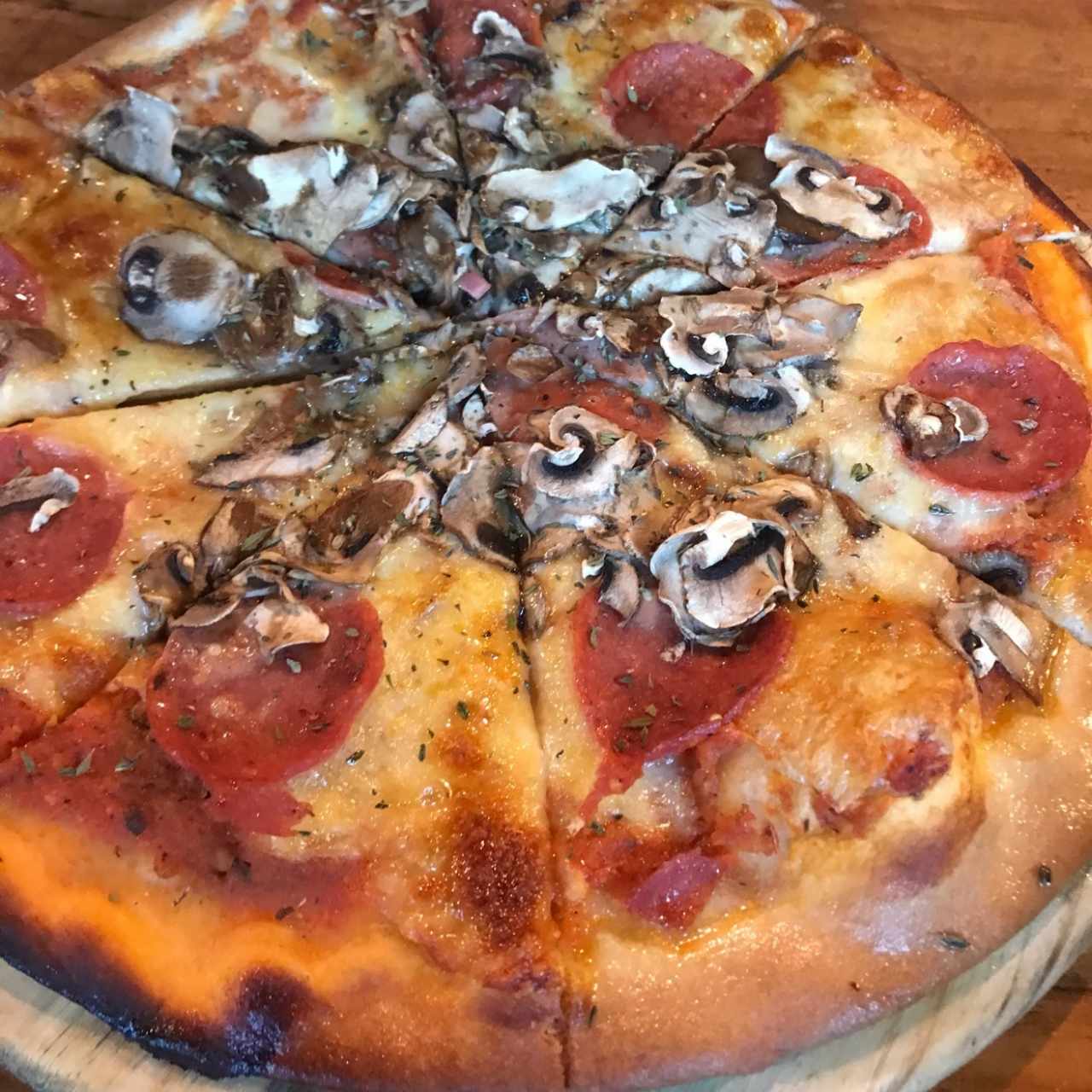 peperoni con champiñones