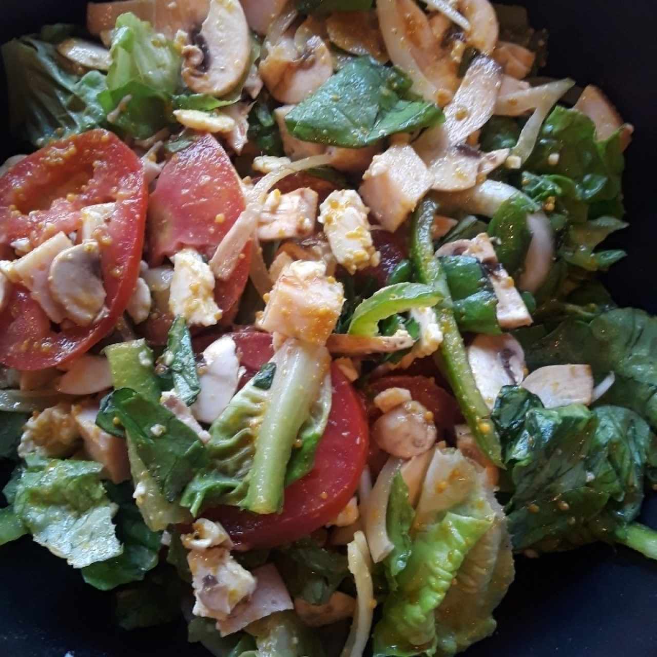 Ensalada de jamón ahumado