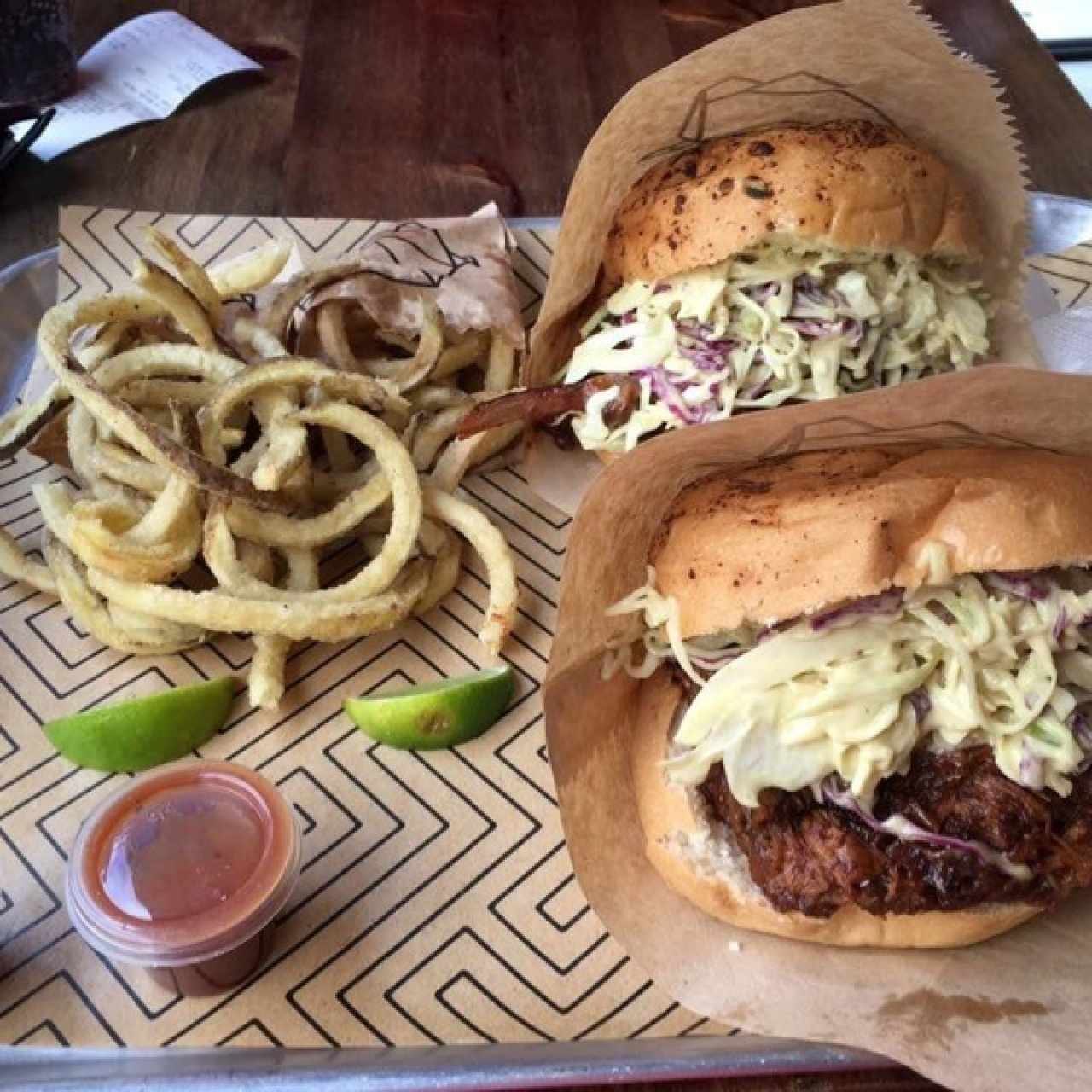 Pulled Pork Burger