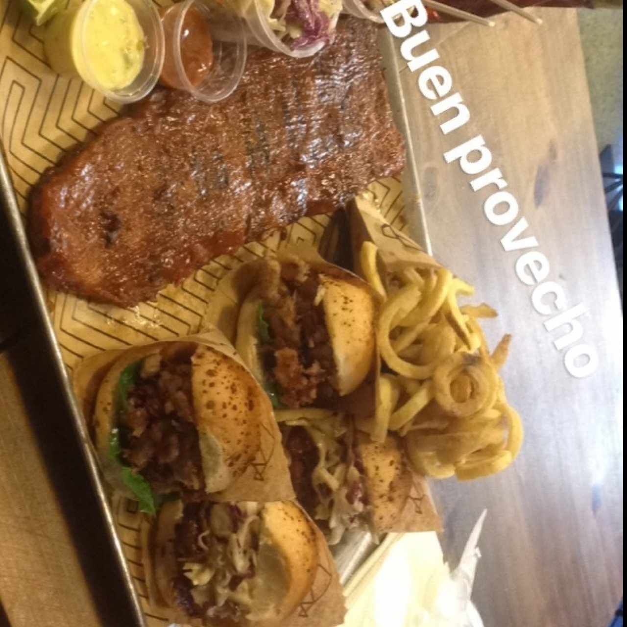 la bandeja 