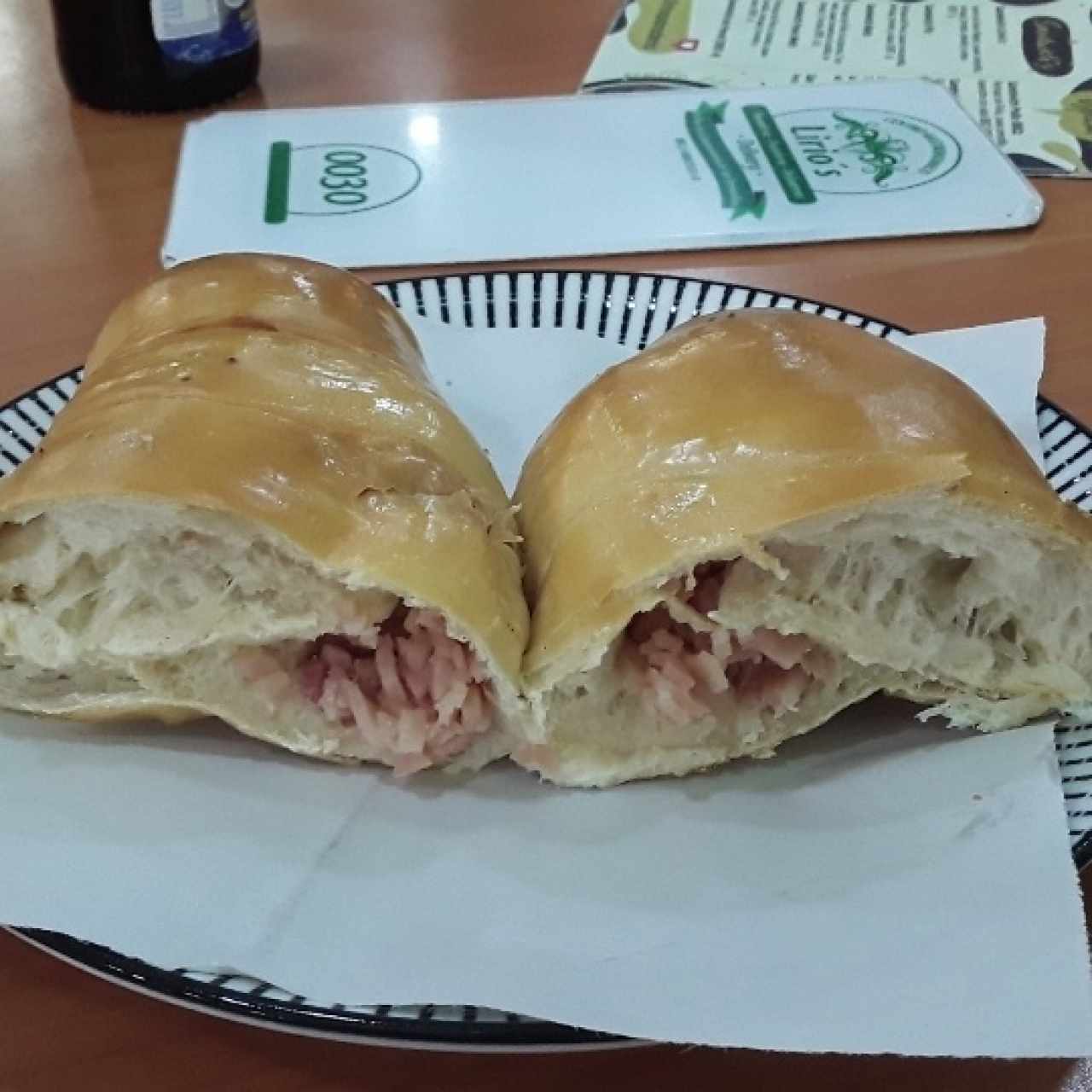  Cachito de jamón con mucha masa