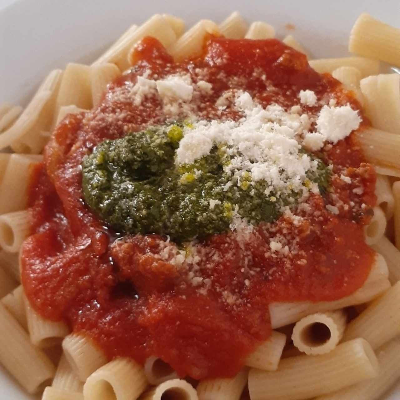 Pasta 3 salsas