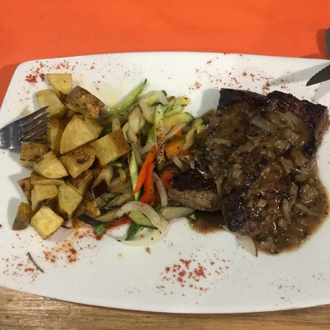 Lomito a la pimienta excelente