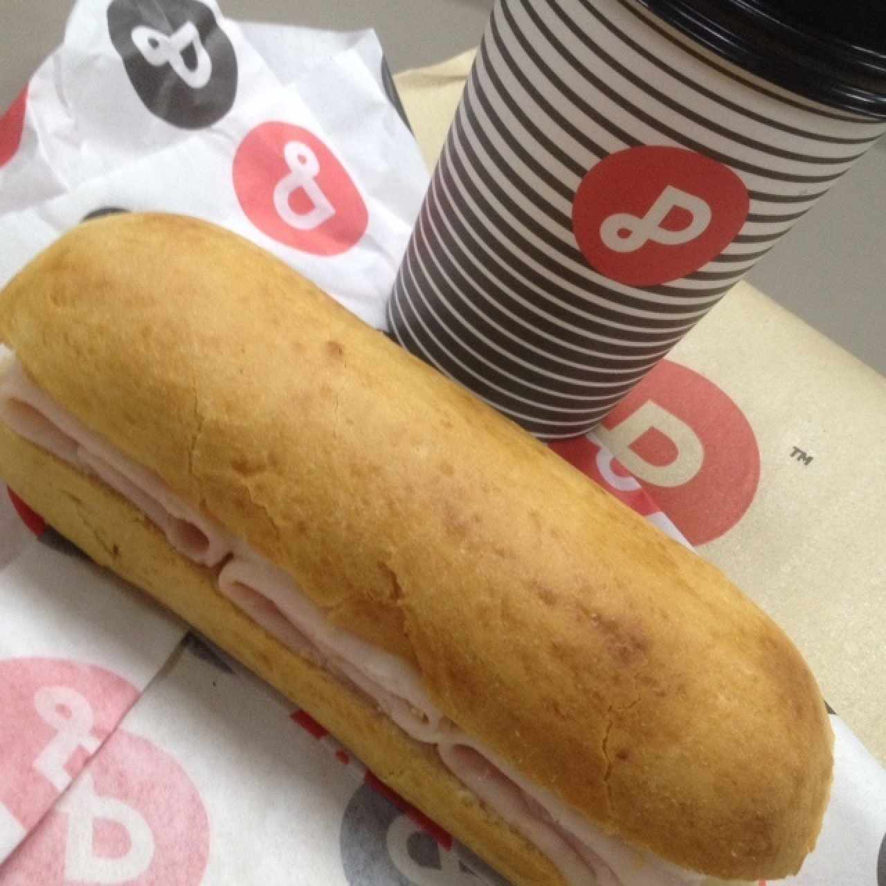 Panini Clasico y Latte Coloso