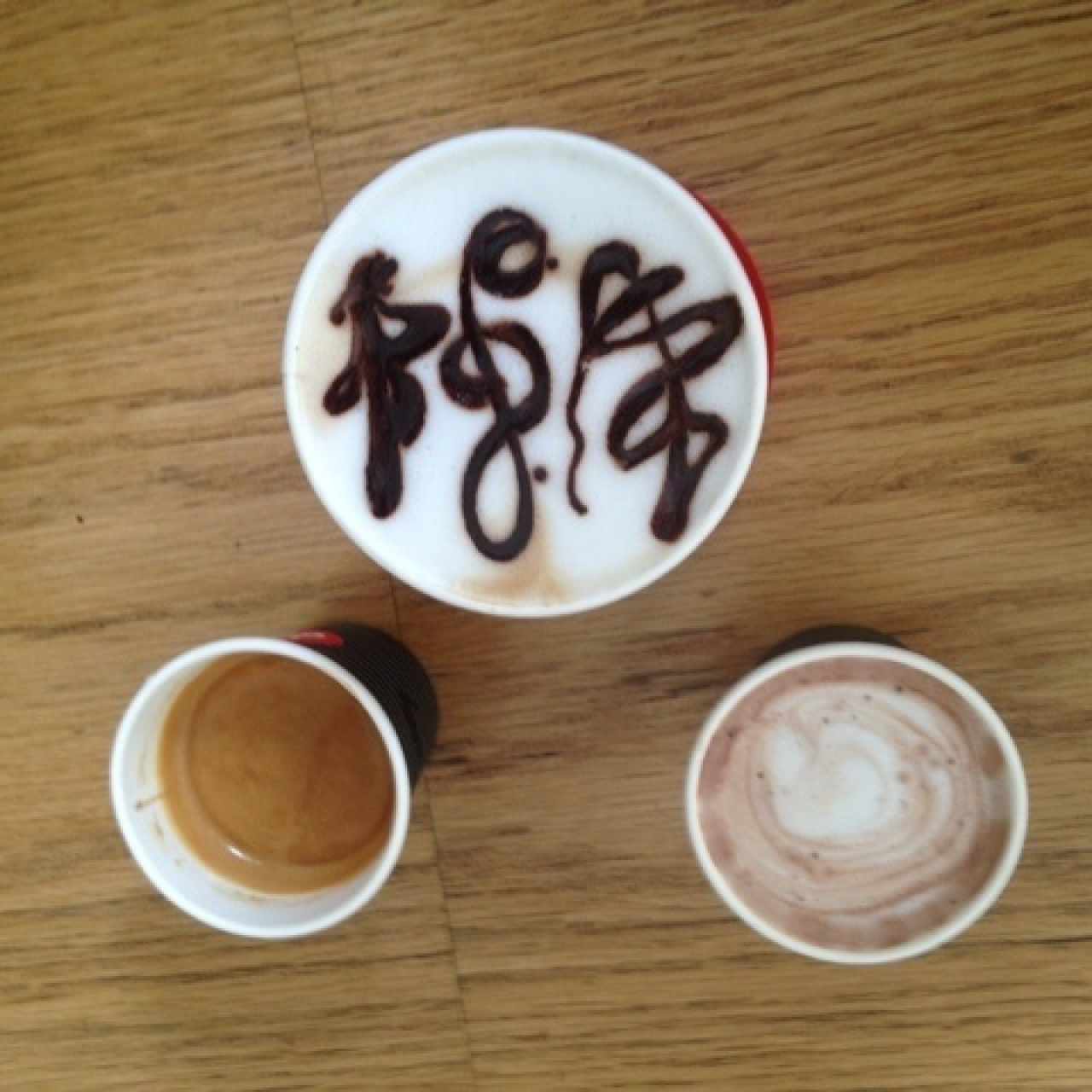 mocca chocolate y bombon