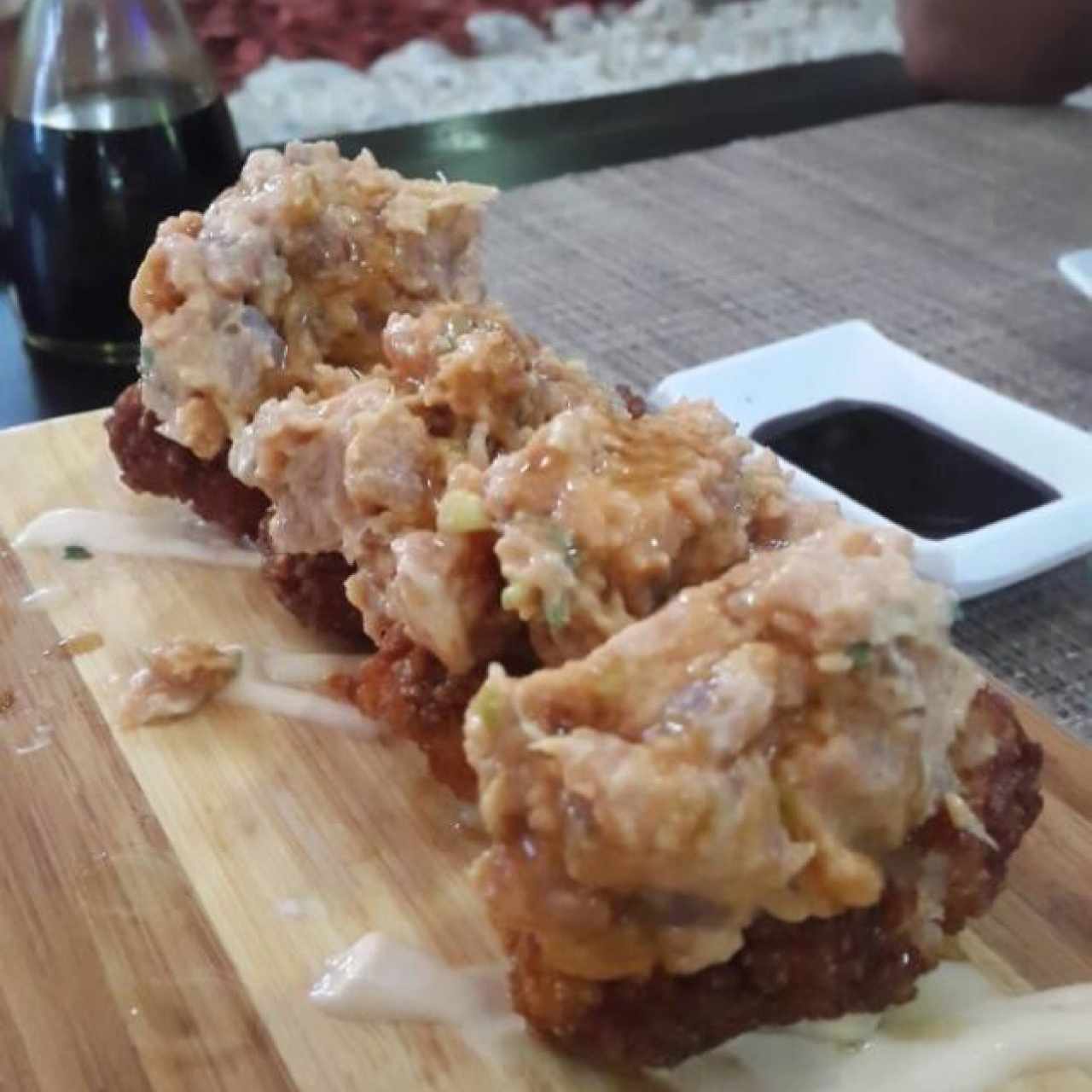 entrada: Canoas de Atún spicy