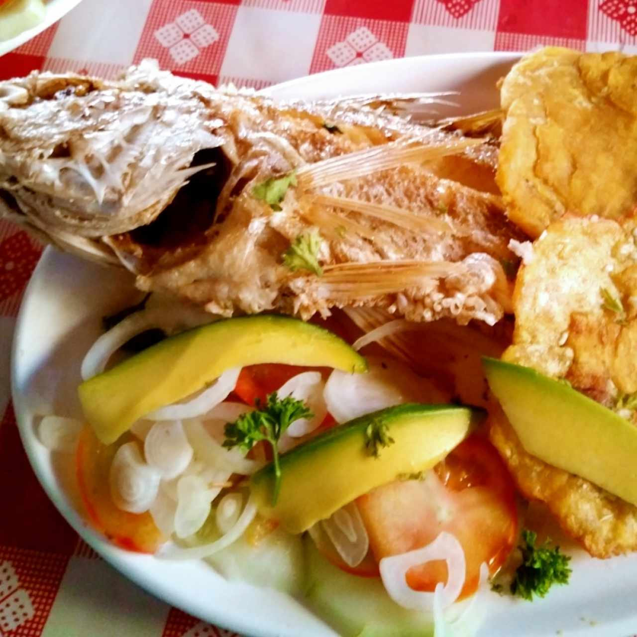 Media Ración de Pescado Frito