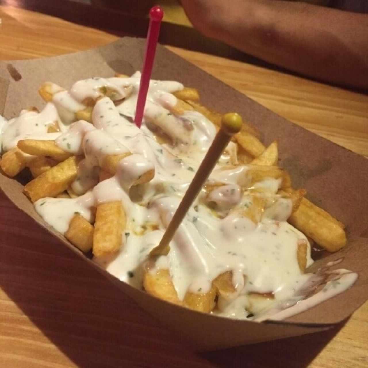 Papas con salsa de Ajocilantro