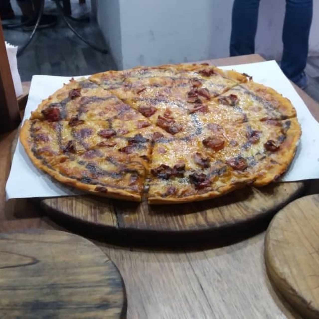 Pizza con jamón.