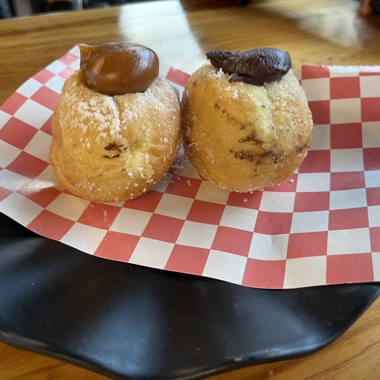 Mini Bombas de Chocolate y Arequipe, súper buenas!!