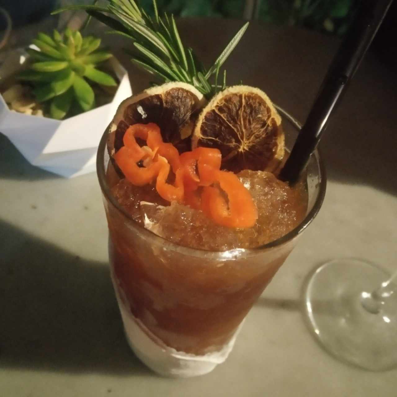 fuego salvaje (con base de ron y ají)