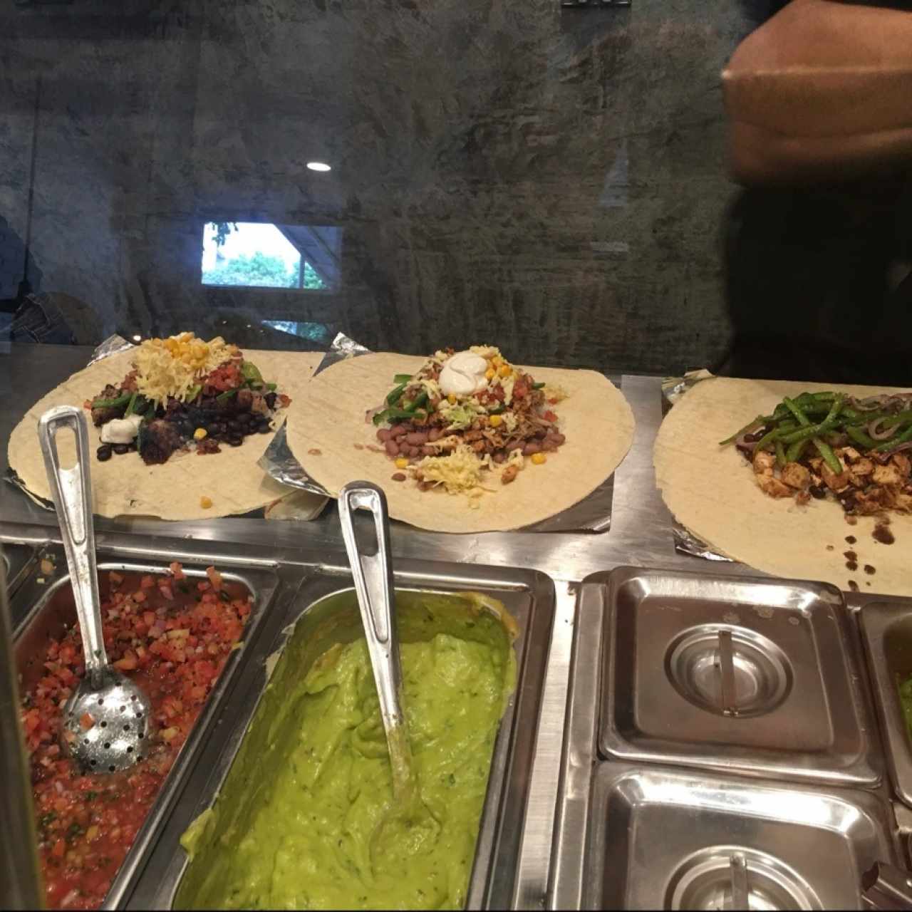preparando burritos 