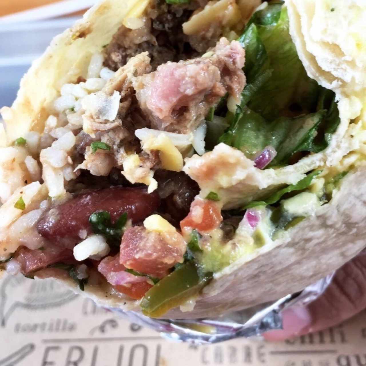 burrito de pernil