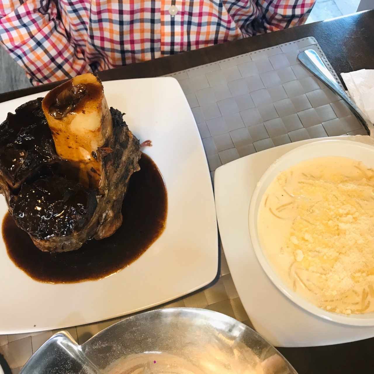 Ossobuco con Linguini 4 Quesos 